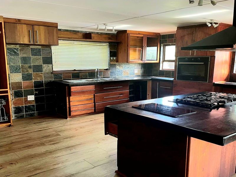 Spacious Family Home in Sedgefield with Pool and Entertainment Deck - Photo 6