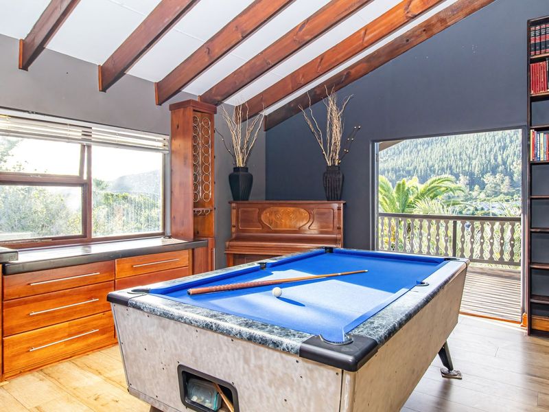 Spacious Family Home in Sedgefield with Pool and Entertainment Deck - Photo 7