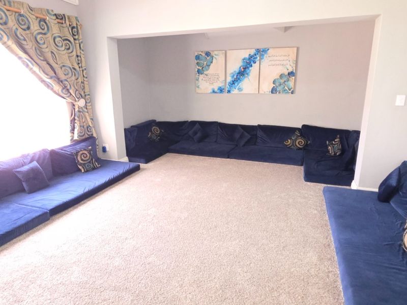 THE FAMILY HOME WITH ALL THAT IS NEEDED! - Photo 6