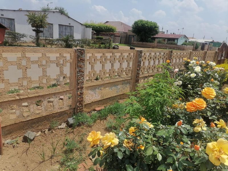 Two bedroom house to rent - Photo 2