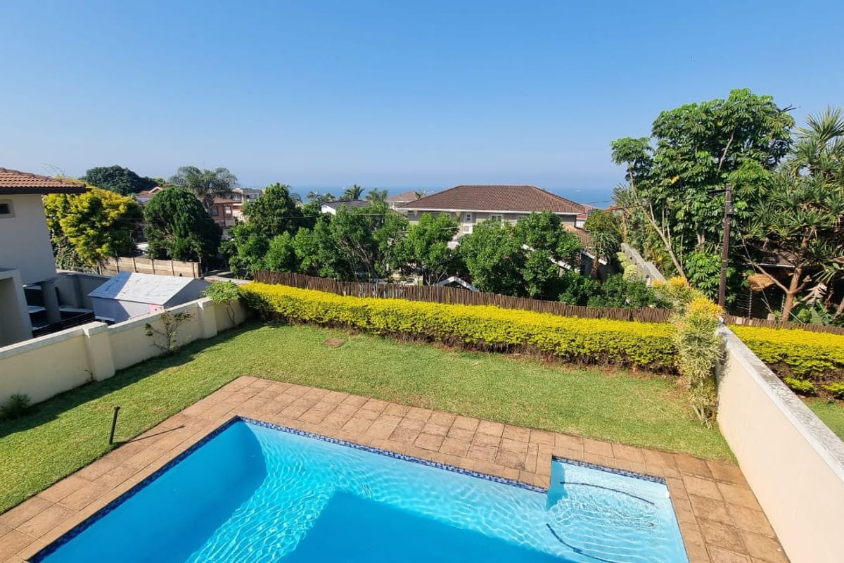 For sale in Izinga Ridge, Spacious 4 bedroom duet with pool - Photo 4