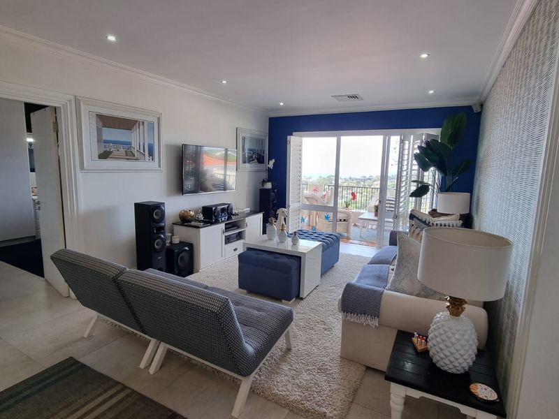 For Sale in La Lucia, Luxury Three Ensuite Bedroom Apartment with Exquiste Ocean Views.  La Palma Terraces  - Photo 3