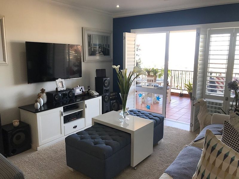 For Sale in La Lucia, Luxury Three Ensuite Bedroom Apartment with Exquiste Ocean Views.  La Palma Terraces  - Photo 10