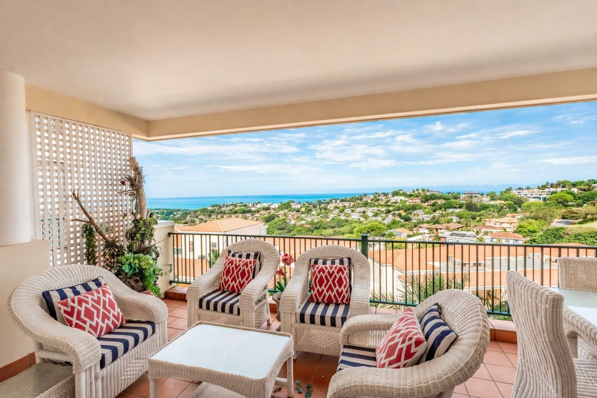 For Sale in La Lucia, Luxury Three Ensuite Bedroom Apartment with Exquiste Ocean Views.  La Palma Terraces  - Photo 4
