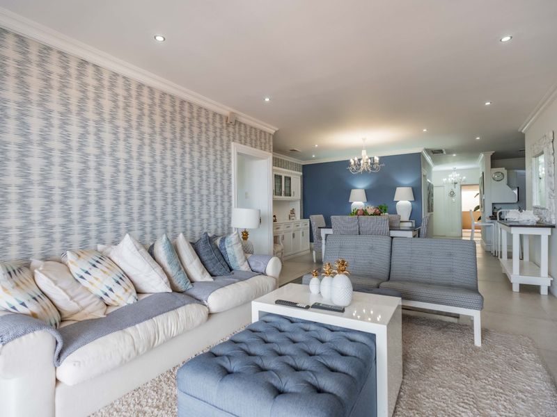 For Sale in La Lucia, Luxury Three Ensuite Bedroom Apartment with Exquiste Ocean Views.  La Palma Terraces  - Photo 10