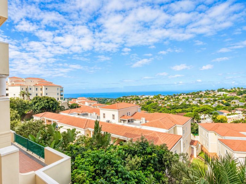 For Sale in La Lucia, Luxury Three Ensuite Bedroom Apartment with Exquiste Ocean Views.  La Palma Terraces  - Photo 3