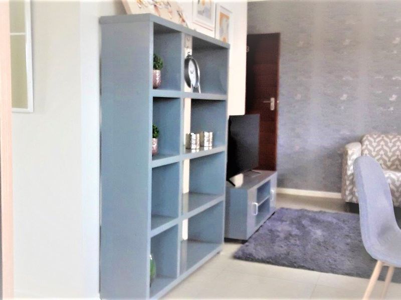 ONE BEDROOM FLAT IN OLIVEWOOD VILLAGE SOUTH ESTATE - Photo 4