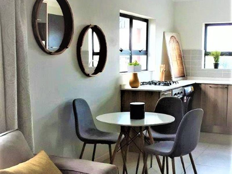 ONE BEDROOM FLAT IN OLIVEWOOD VILLAGE SOUTH ESTATE - Photo 6