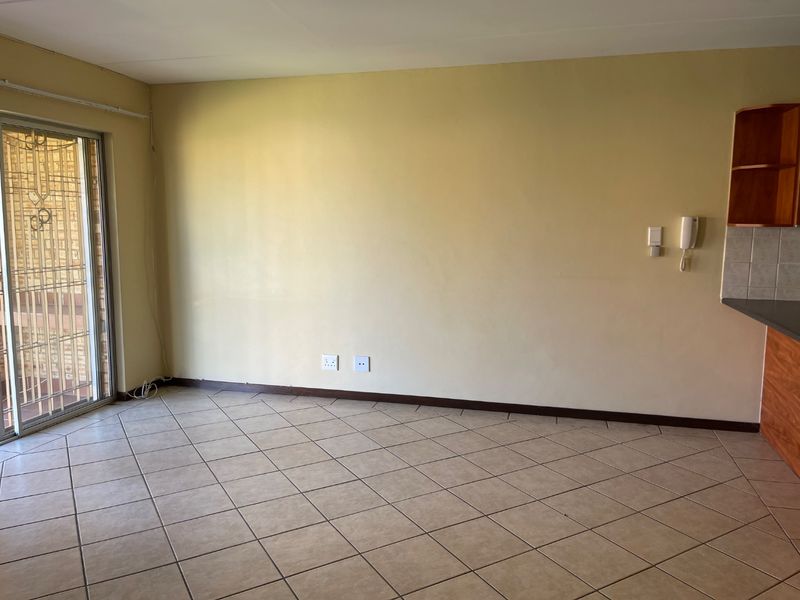 2 Bedroom 2 Bathroom Townhouse to Rent - Photo 7