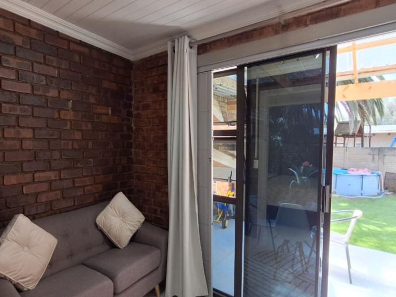 3 Bed Townhouse in Glen Marais safety - Photo 8