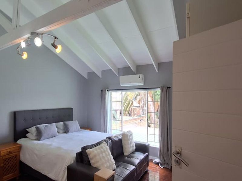 3 Bed Townhouse in Glen Marais safety - Photo 4