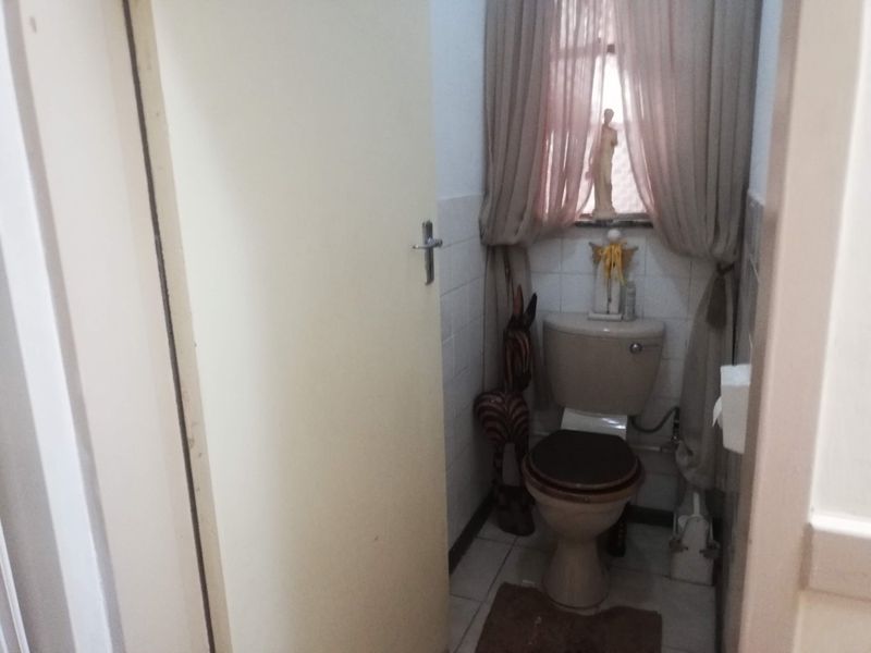 Exceptional Rental Opportunity – Spacious Family Home - Photo 7