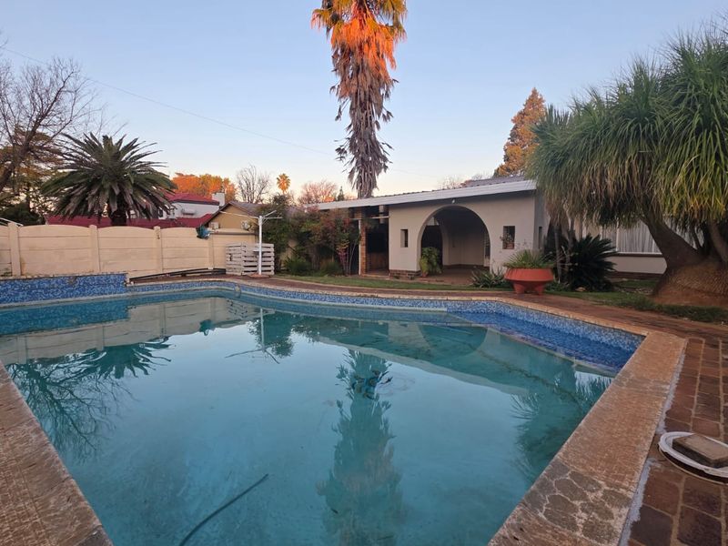 Exceptional Rental Opportunity – Spacious Family Home - Photo 1