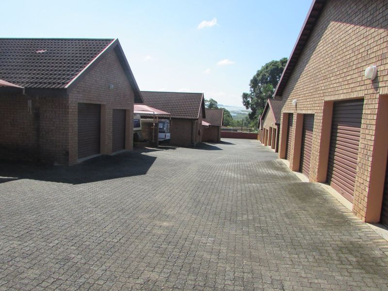 Central White River Flat with Private Garden - Photo 4