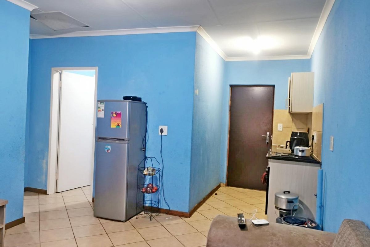 2-Bedroom Apartment for Sale in Rua Vista, Centurion – Secure Complex Living - Photo 4