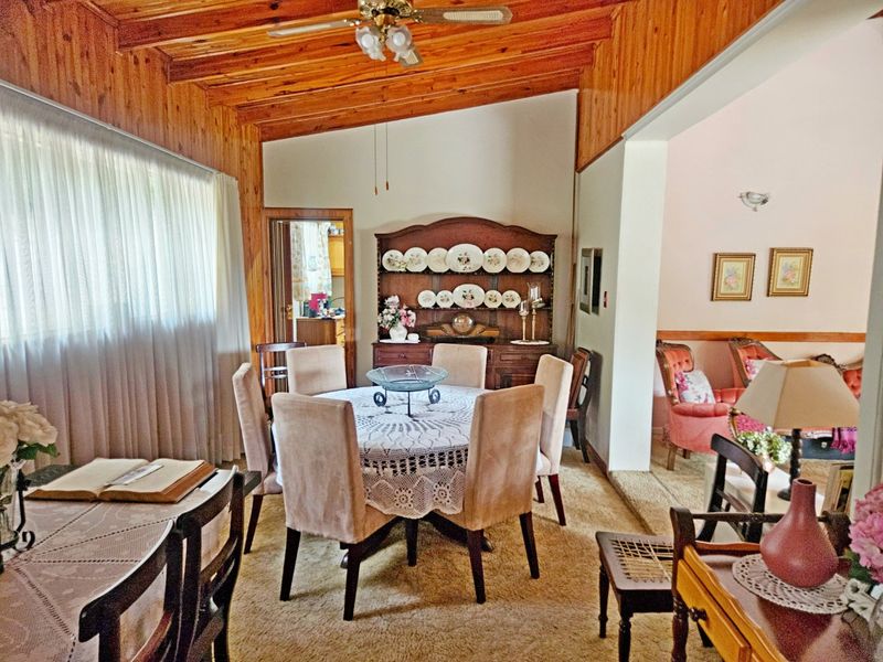 Lovely 3-Bedroom Family Home for sale OLD Birch Acres - Photo 6