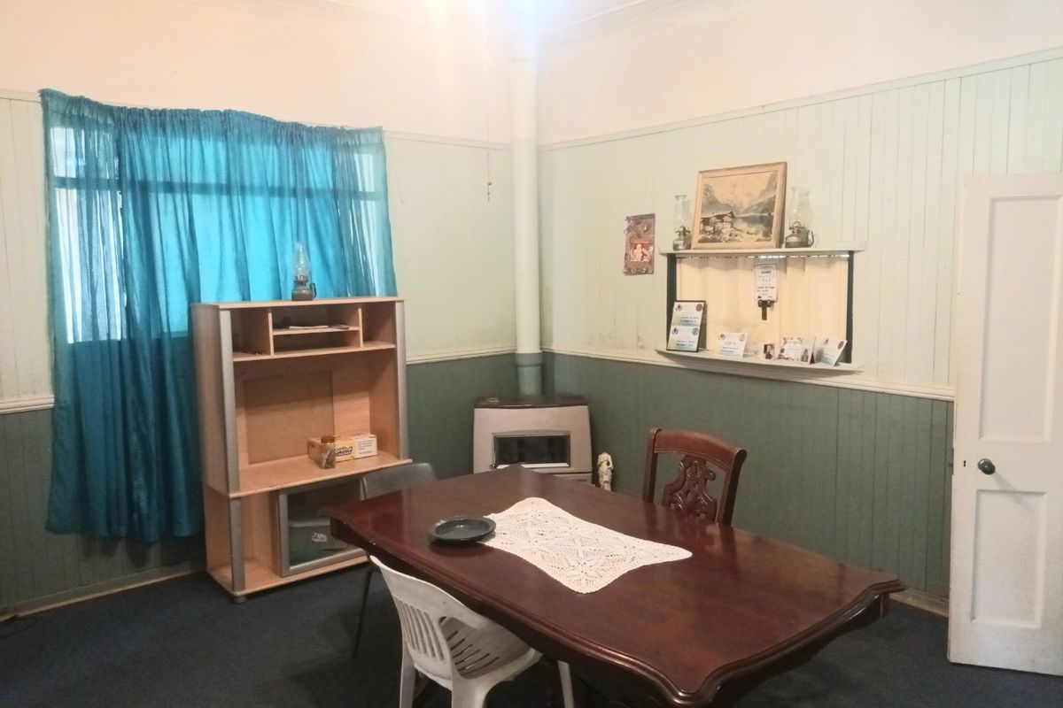 HISTORIAL SPACIOUS HOME - Photo 5