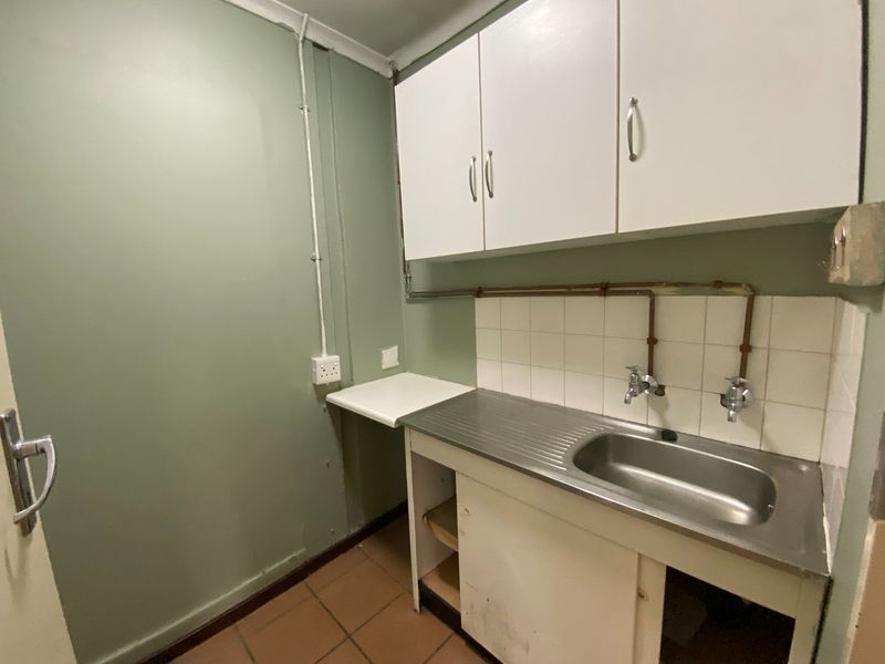 Prime Industrial Space To Let In Hennopspark - Photo 7