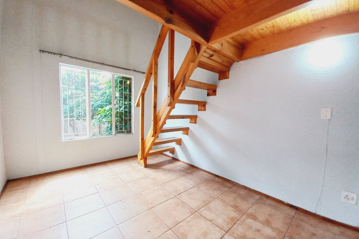 Eden Glen Townhouse Living With Style - Photo 4