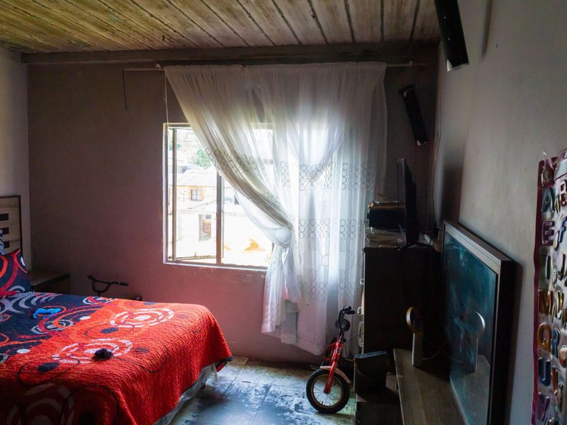 Charming 2-Bedroom Flat Available in Riverlea - Photo 5