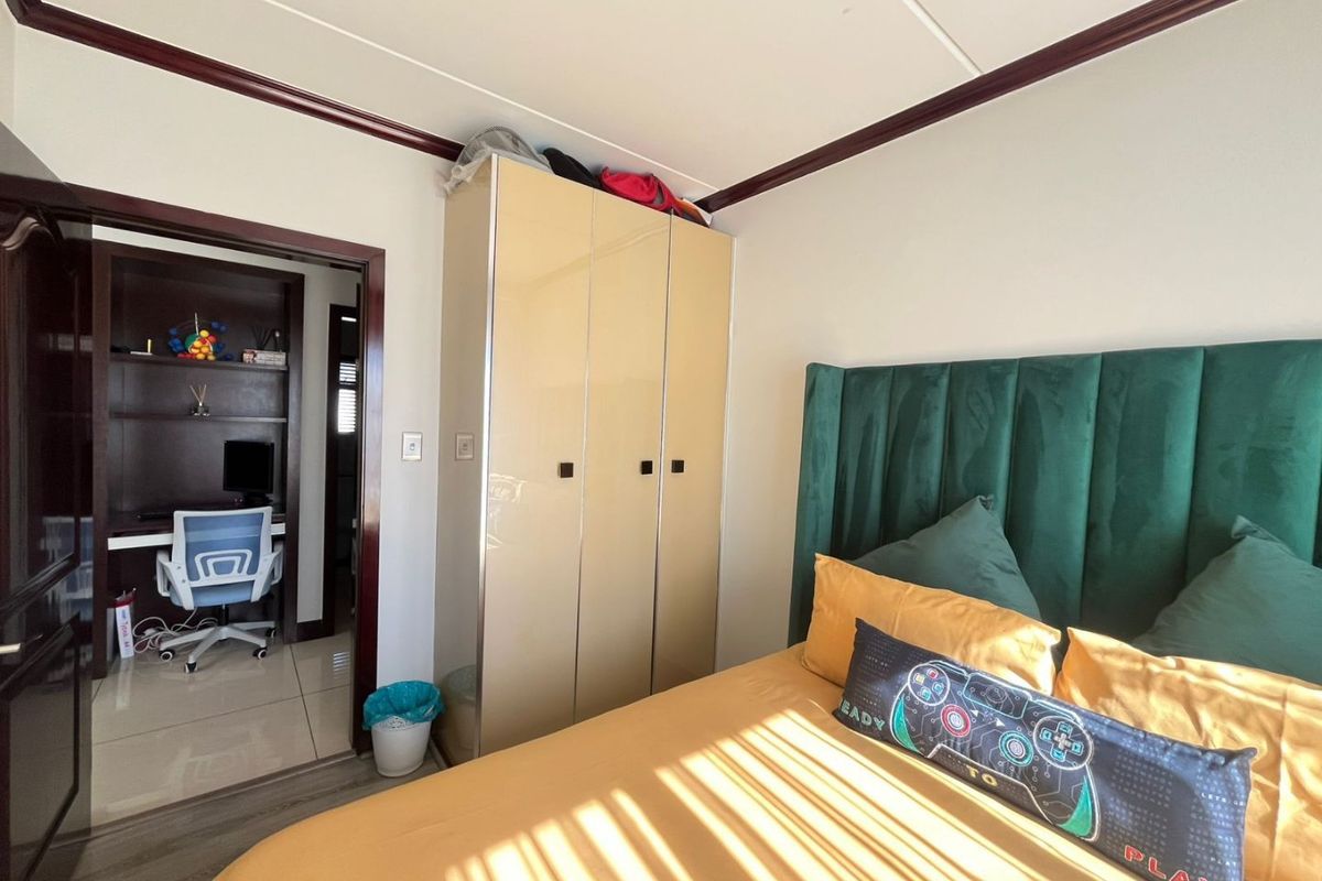 Spacious 2 bed 2 bath Ground floor Executive Apartment - Photo 4