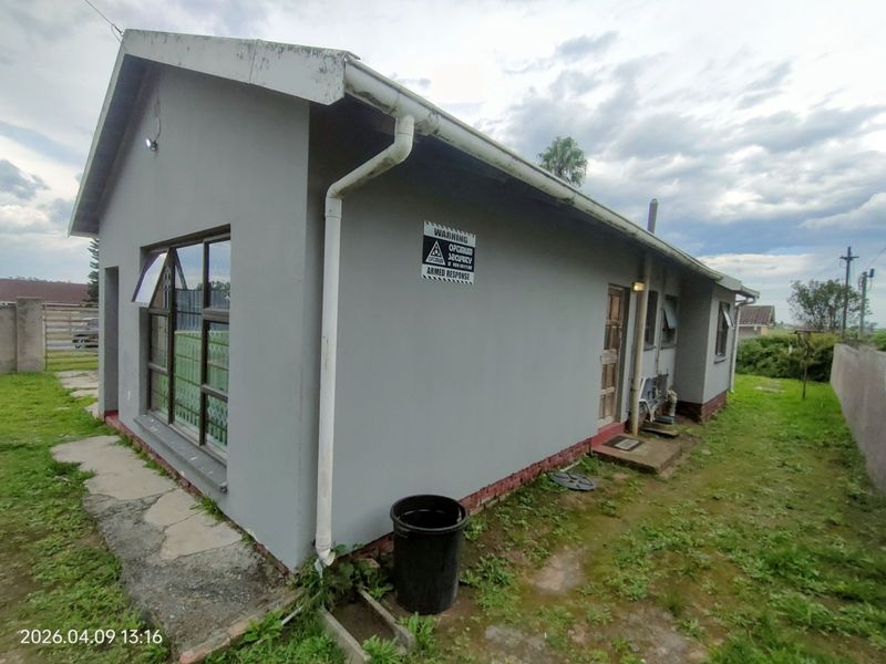 Charming 3-Bedroom Family Home in Tranquil Setting - Photo 6