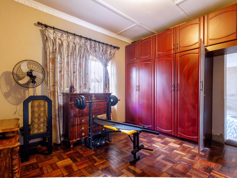 3 bedroom Charming Family Home with Entertainment Appeal in Crosby - Photo 7