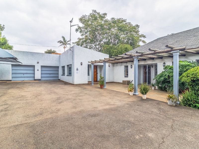 Prime Commercial Opportunity in the Heart of Bedfordview - Photo 8