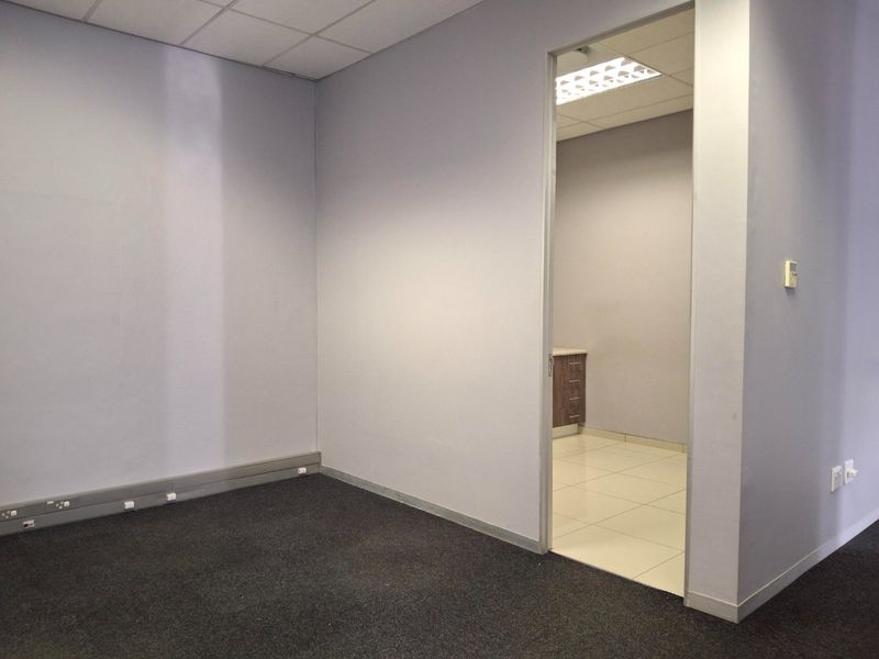 Hot Special on Offices at Eco Park – Limited Time Only! - Photo 8