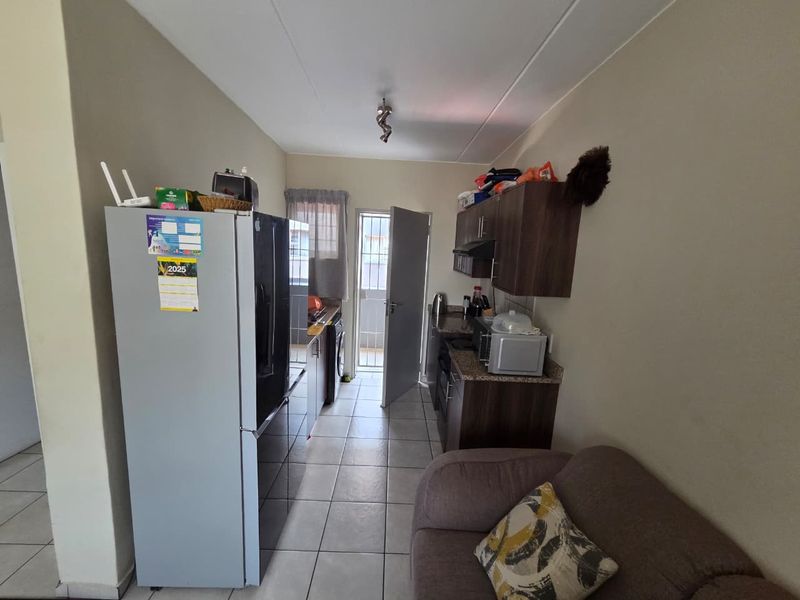 2 Bedrooms, 1 Bathroom Apartment For Sale In Bridge City, Kwamashu - Photo 2