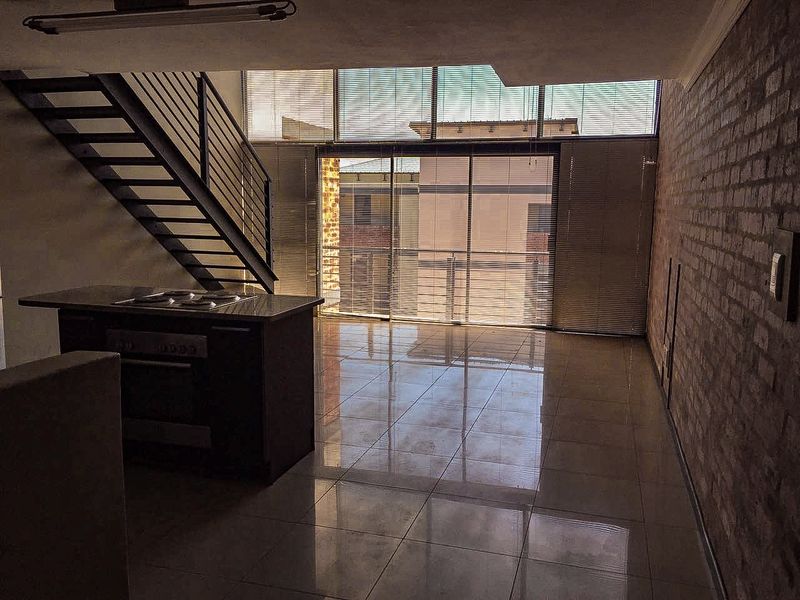 1Bedroom Loft unit to rent - Photo 6