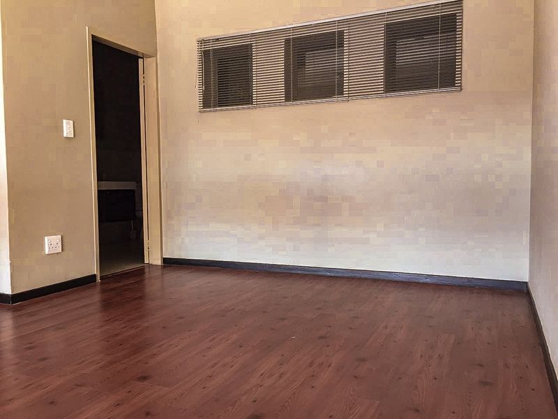 1Bedroom Loft unit to rent - Photo 2