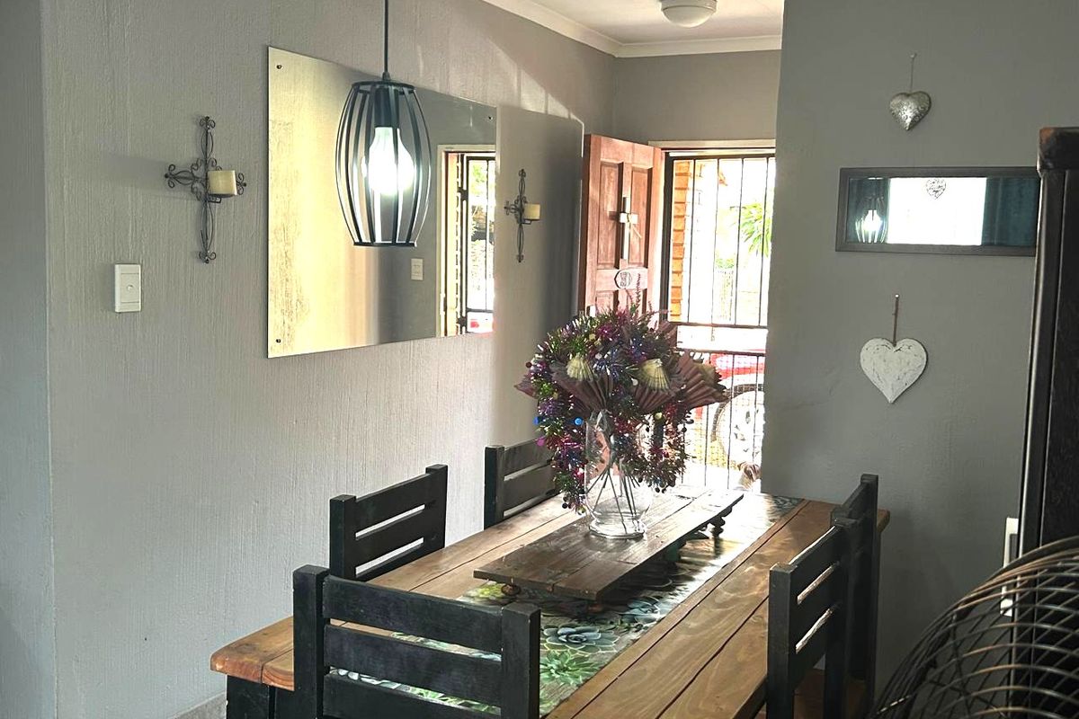 3 Bedroom Townhouse in Highveld - Photo 3