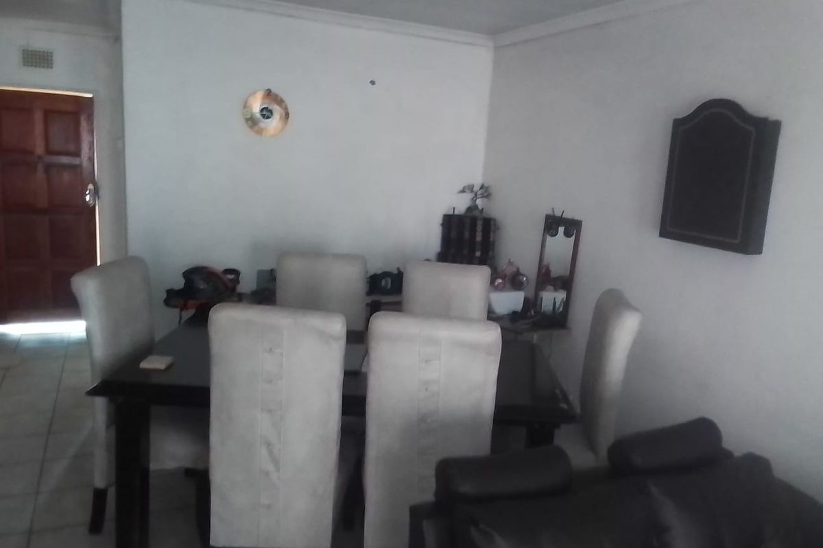 Ideally located 2 bedroom apartment - Photo 4