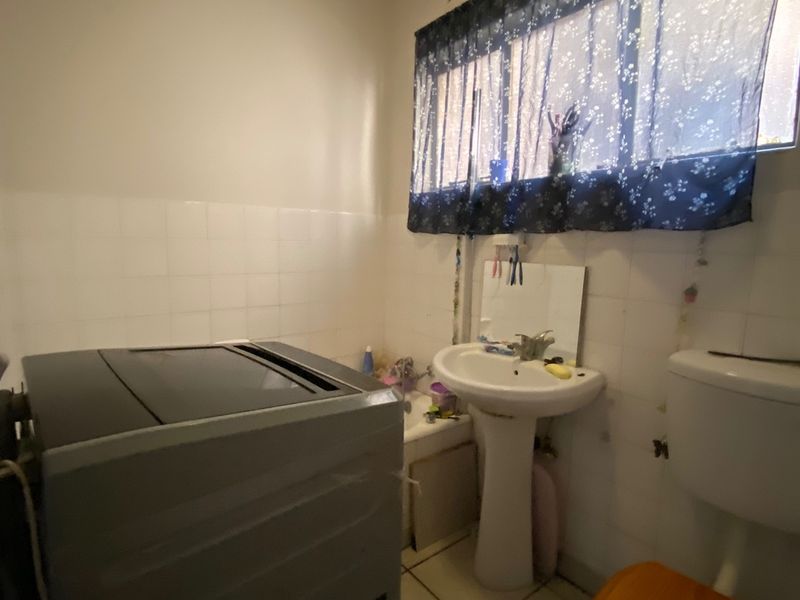 Ideally located 2 bedroom apartment - Photo 8