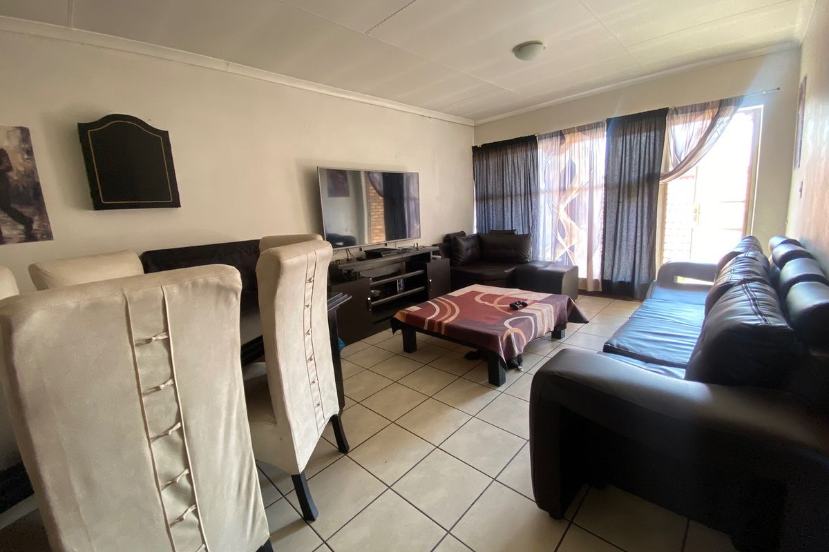 Ideally located 2 bedroom apartment - Photo 4
