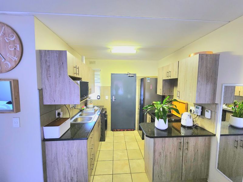 Unit for sale in Oxford Heights Montana  - Photo 4