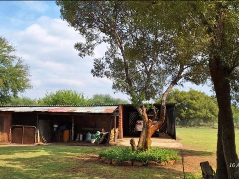 Farm for sale in Lindleyspoort - Cash buyers only - Photo 1