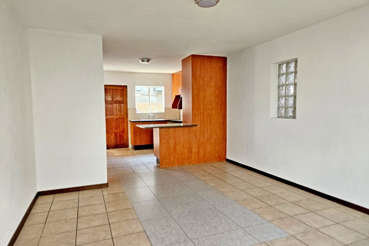 Stunning 2-Bedroom Duplex for Sale in Birchleigh - Photo 4