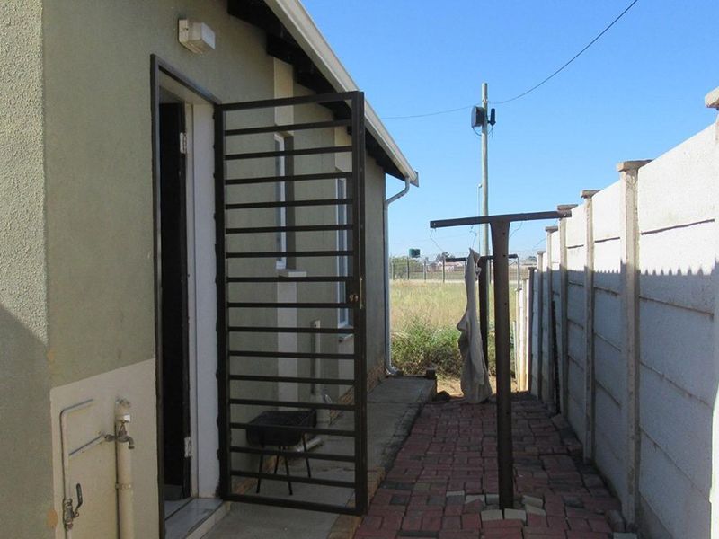 3 Bedroom house for Sale in savanna city  - Photo 4