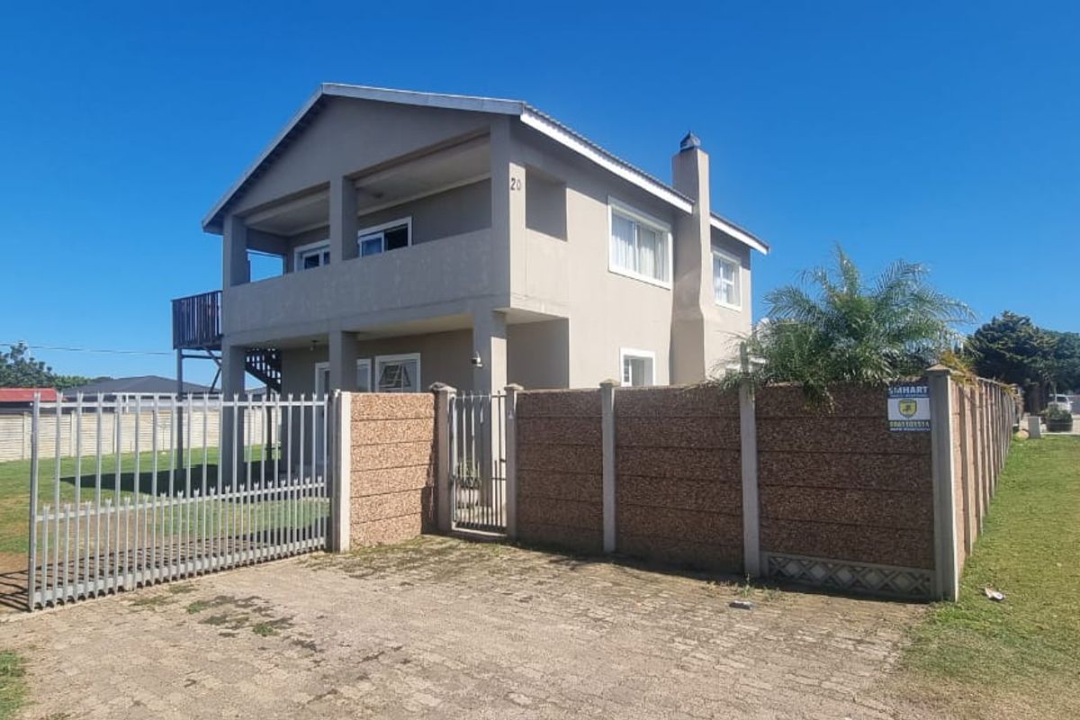Spacious Ground Floor Apartment with Pool Access – to let in Central Jeffreys Bay - Photo 2