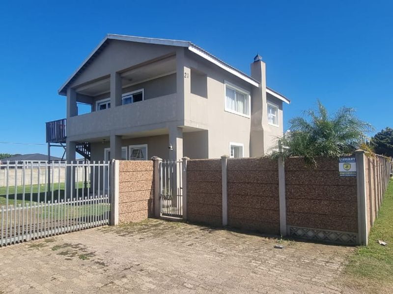 Spacious Ground Floor Apartment with Pool Access – to let in Central Jeffreys Bay - Photo 2