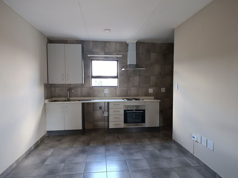 A1 BEDROOM APARTMENT FOR RENT IN GROBLER PARK ROODEPOORT  - Photo 8