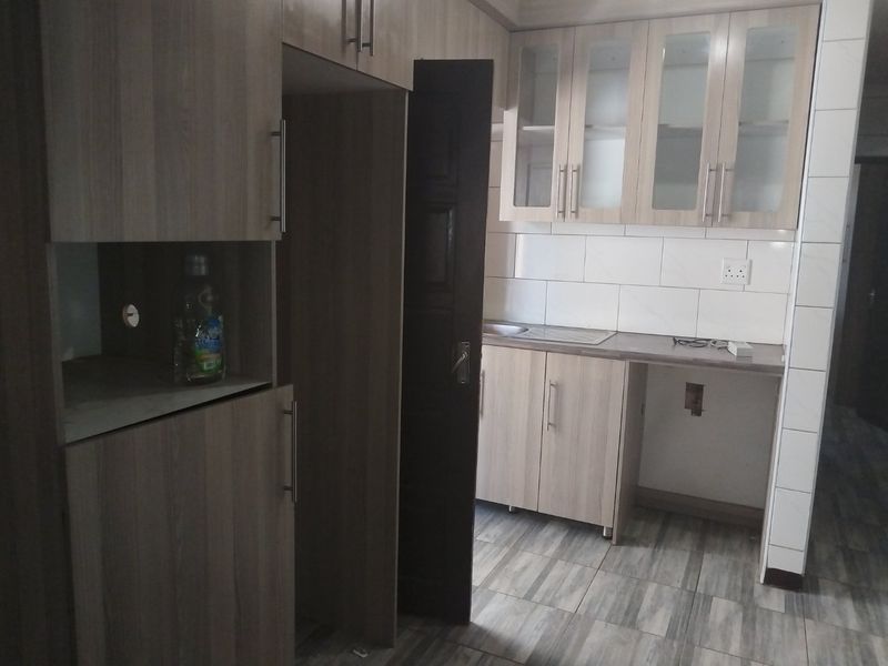 Spacious beautiful house for rentMahube - Photo 8