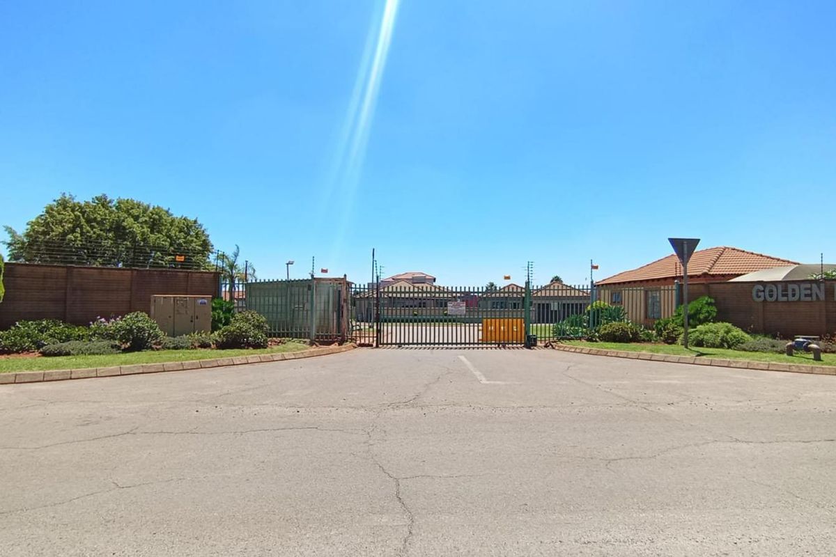 A 3 Bedroom House for Sale in The Orchards - Photo 3