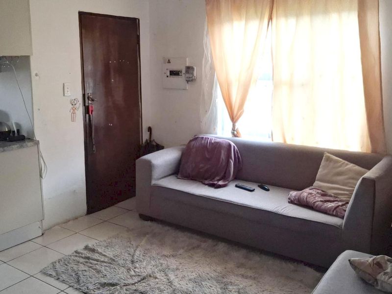 A 3 Bedroom House for Sale in The Orchards - Photo 7