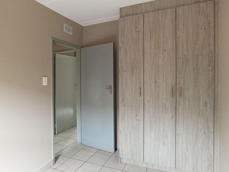 2 bedroom, 1 bathroom Apartment on the 1st FLOOR in La Montagne   - Photo 9