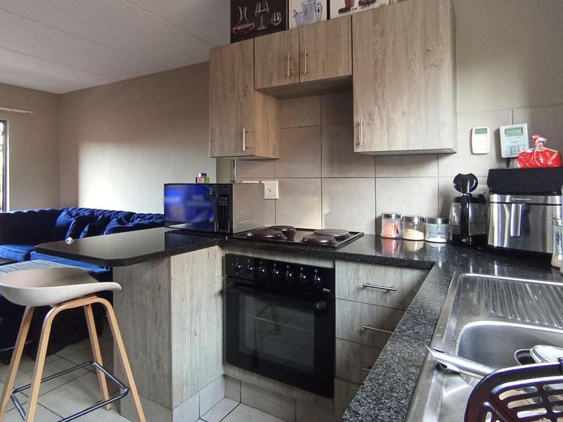2 bedroom, 1 bathroom Apartment on the 1st FLOOR in La Montagne   - Photo 4