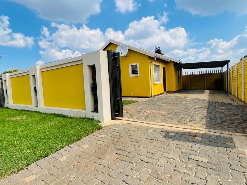 THIS BEAUTIFUL AND NEAT TWO BEDROOM HOUSE FOR SALE AT SKY CITY  - Photo 4