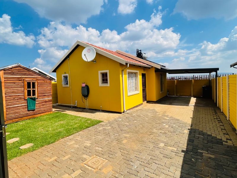 THIS BEAUTIFUL AND NEAT TWO BEDROOM HOUSE FOR SALE AT SKY CITY  - Photo 9